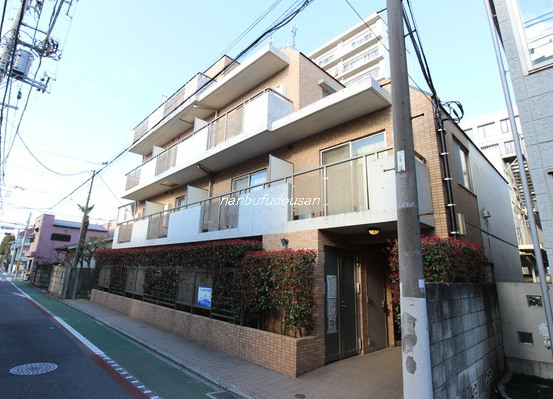 三鷹駅 徒歩9分 構造:鉄筋コンクリート造