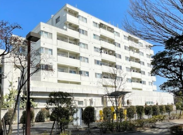 三鷹駅 徒歩20分 構造:鉄筋コンクリート造