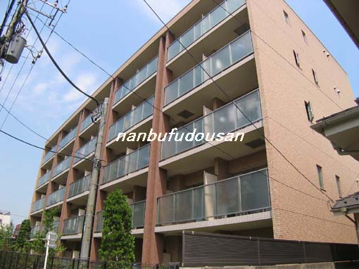 吉祥寺駅 徒歩10分 構造:鉄筋コンクリート造