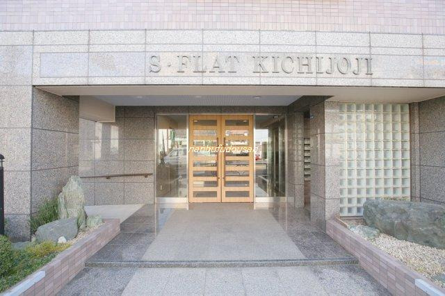 拡大してご覧になれます